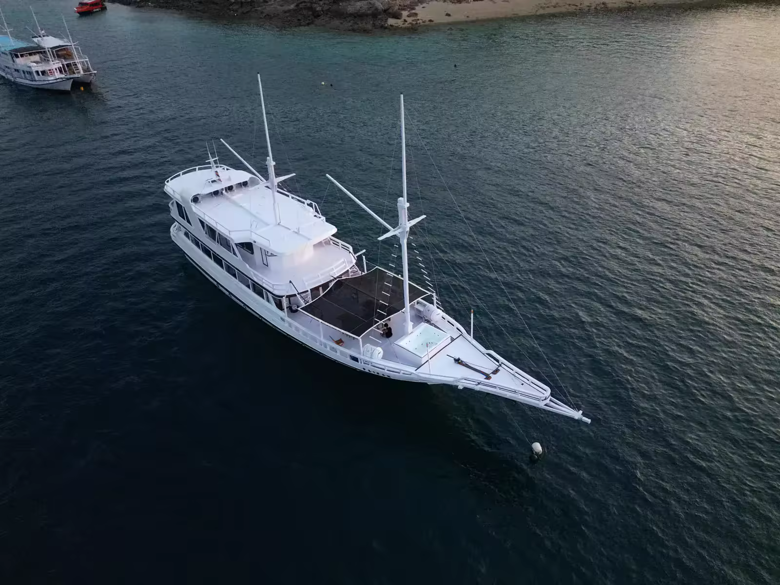Gaisan - Private Trip Deluxe Phinisi - Foto Perjalanan 13