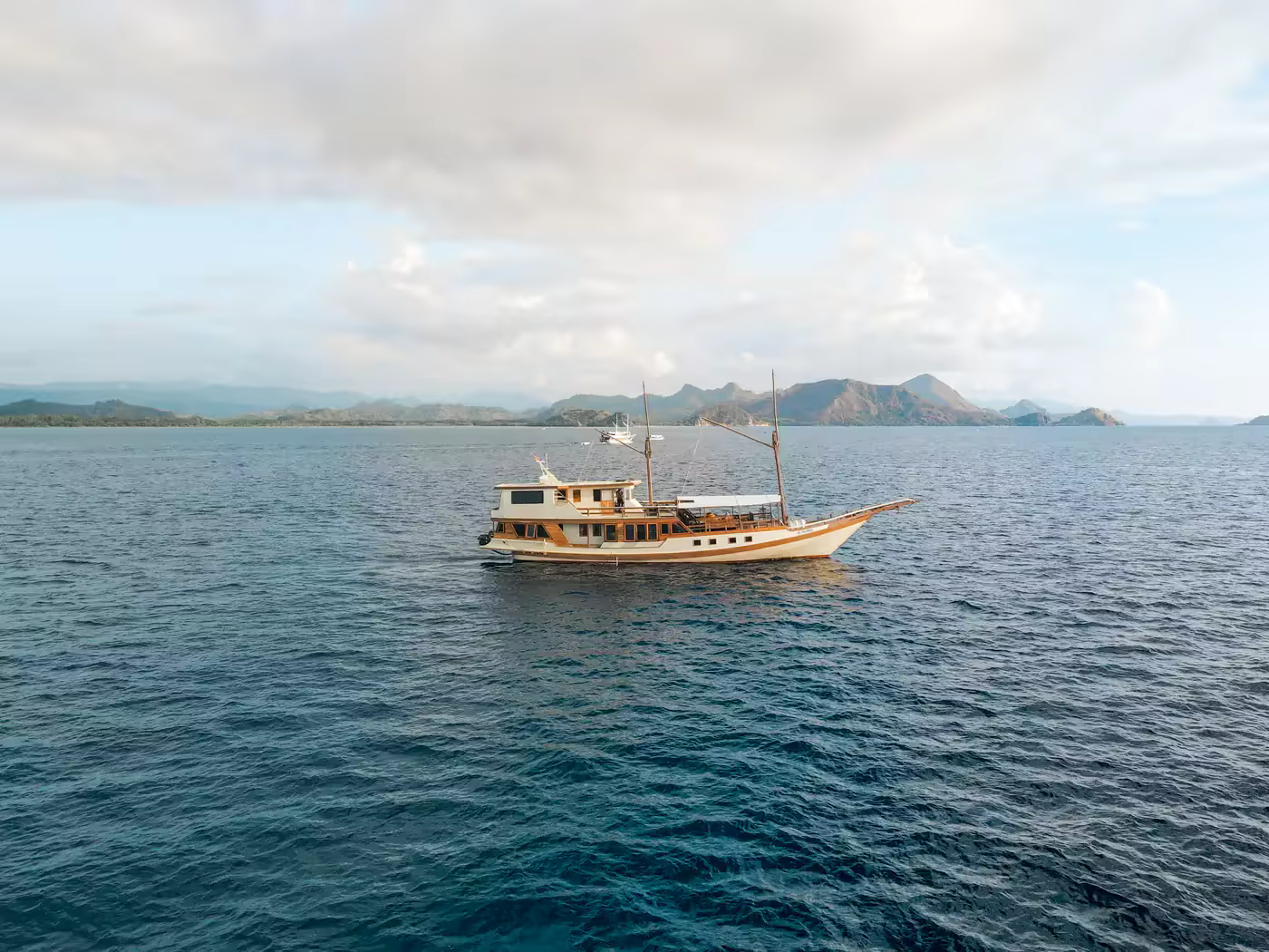 Almadira - Open Trip Komodo 3 Hari 2 Malam - Foto Perjalanan 3