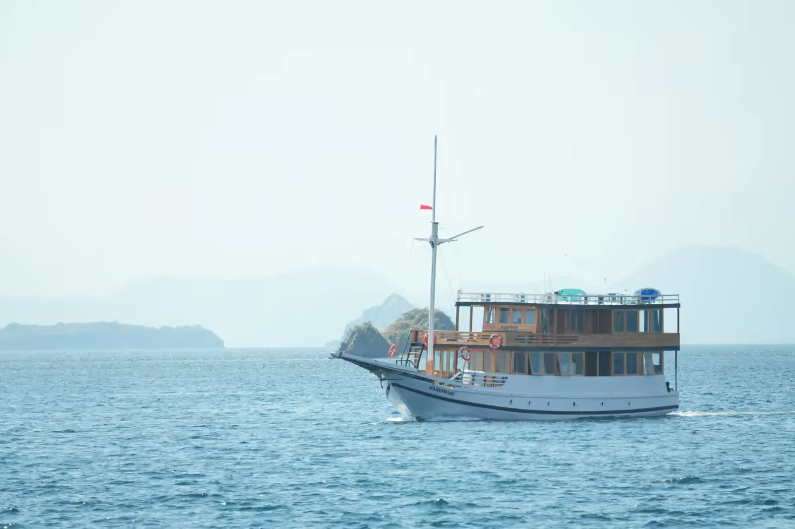 Maheswari - Open Trip Komodo 3 Hari 2 Malam - Foto Perjalanan 4