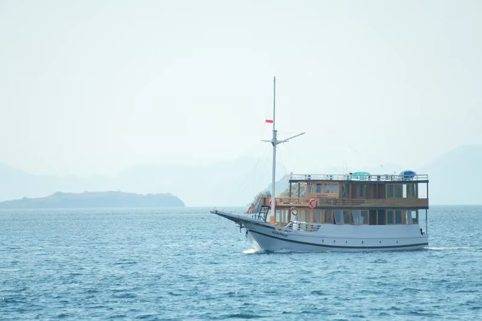 Maheswari - Open Trip Komodo 3 Hari 2 Malam - Foto Perjalanan 5