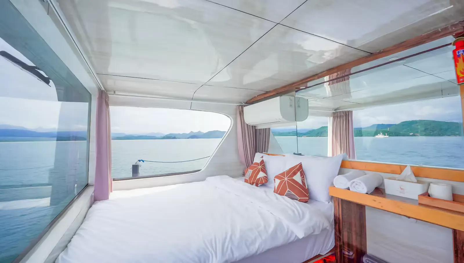 VVIP Cabin 1 (Upper Deck)