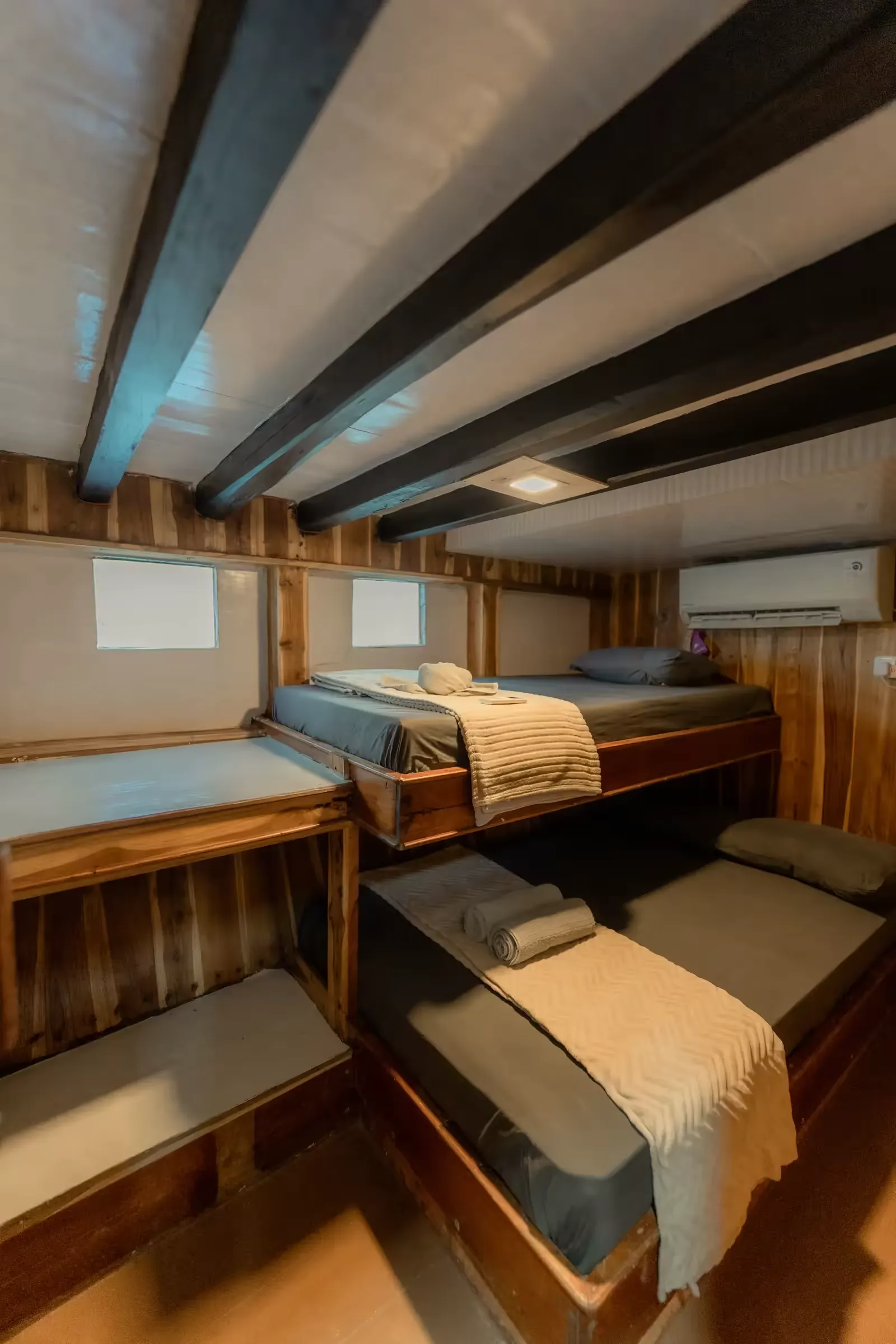 Private Cabin 1
