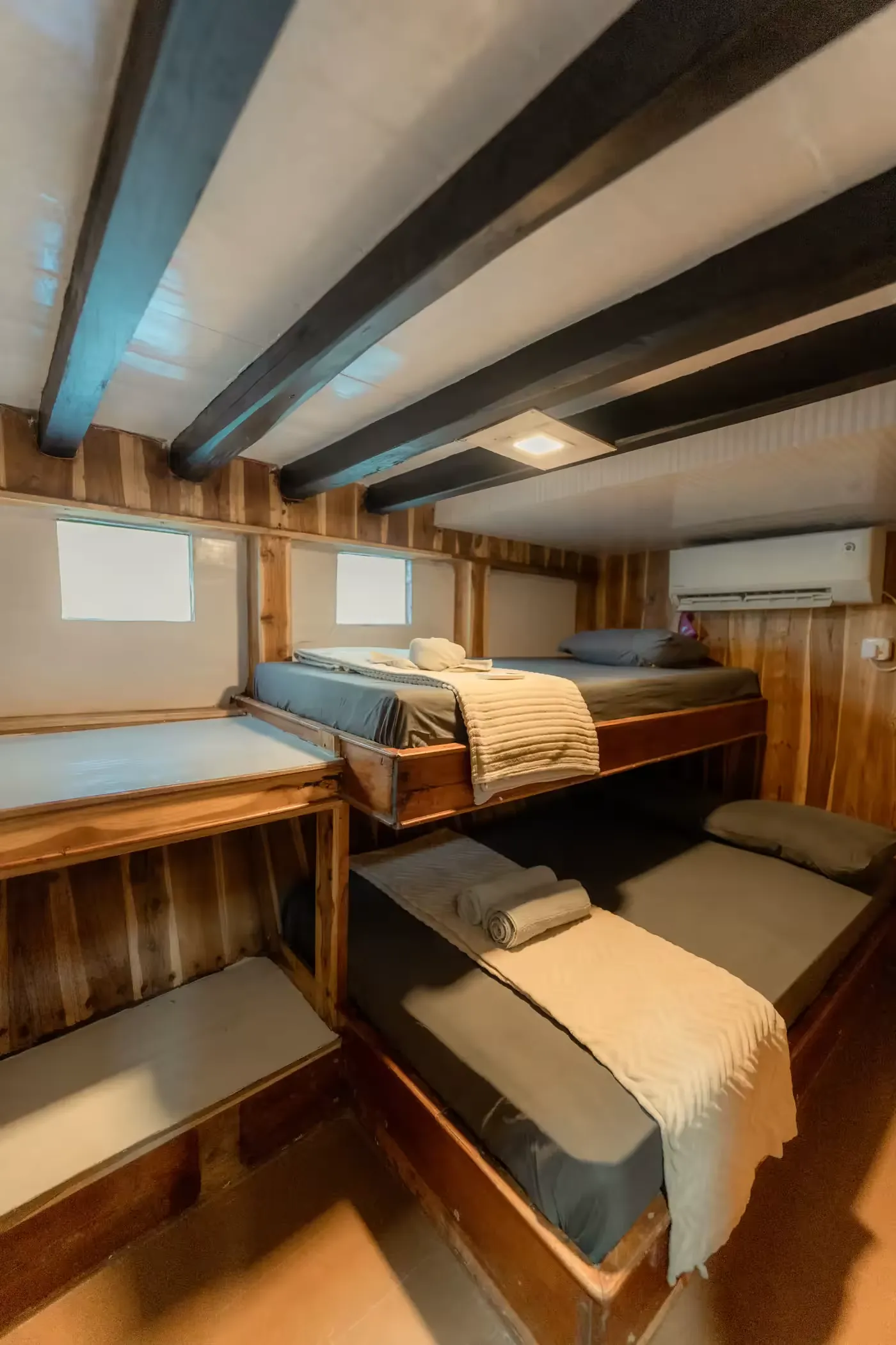 Private Cabin 1