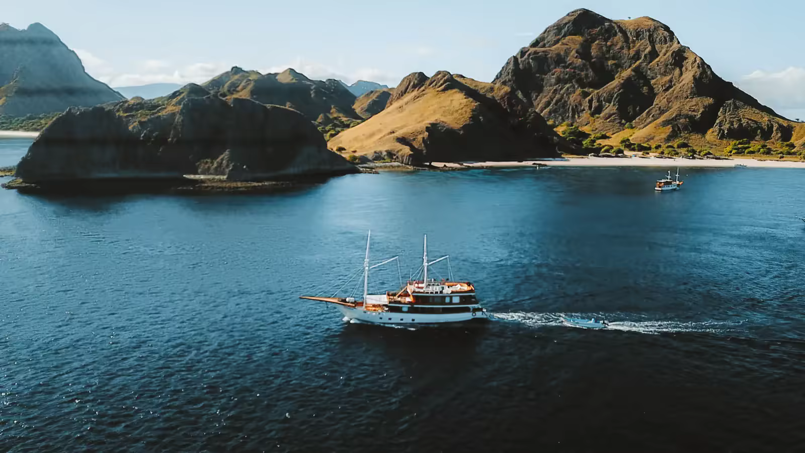 Yumana - Open Trip Komodo 3 Hari 2 Malam - Foto Perjalanan 1