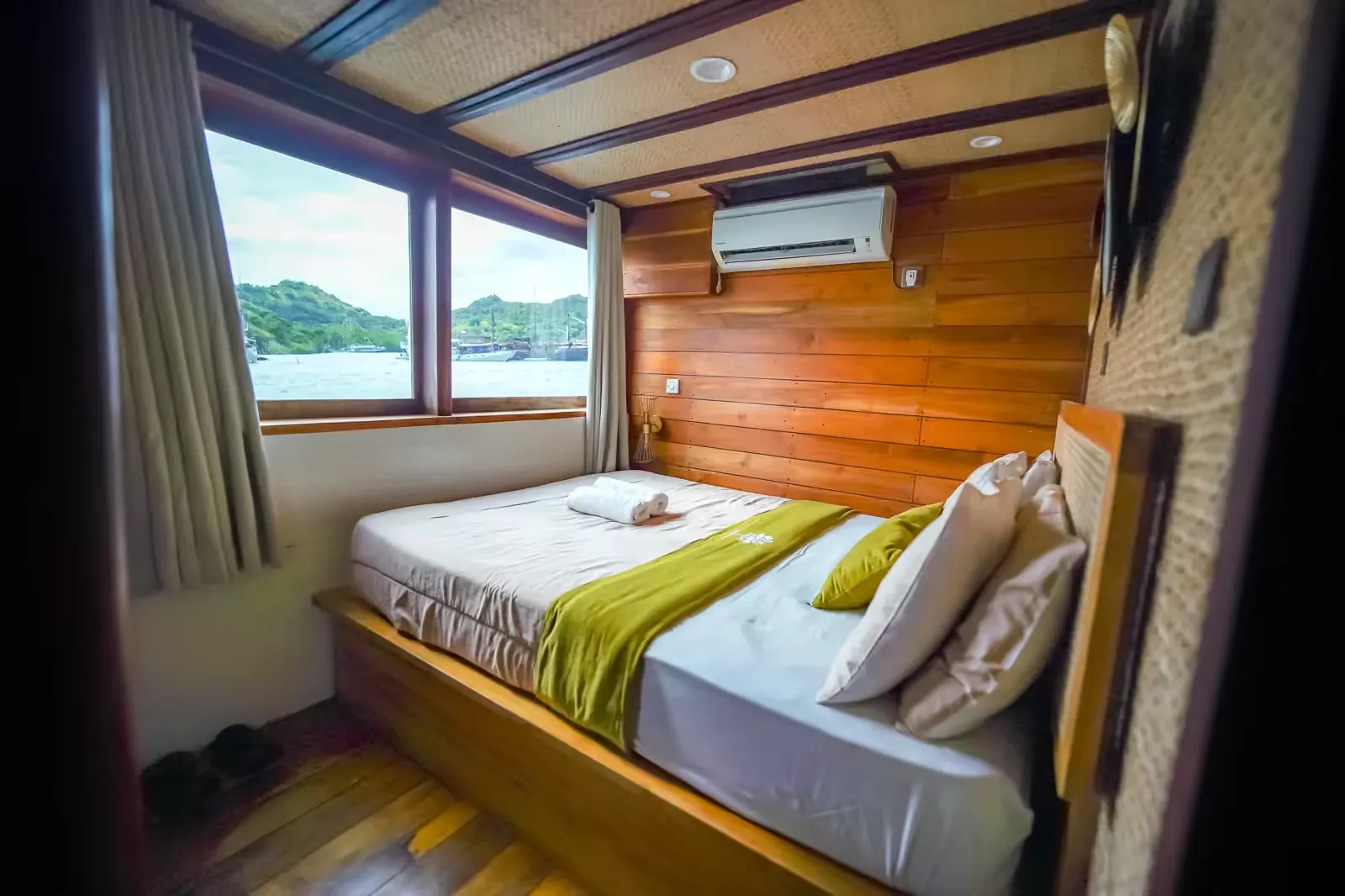Deluxe Cabin 1