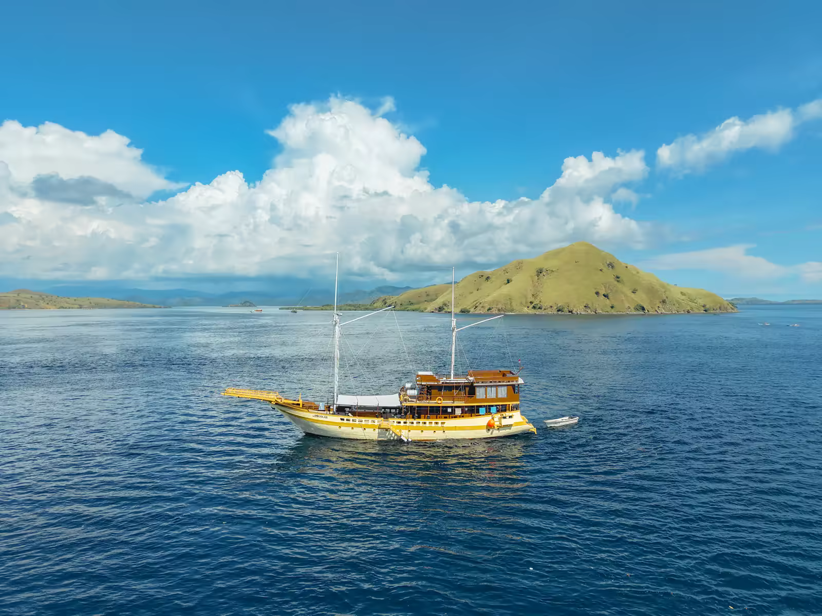 Lamborajo 2 - Open Trip Komodo 3 Hari 2 Malam - Foto Perjalanan 2
