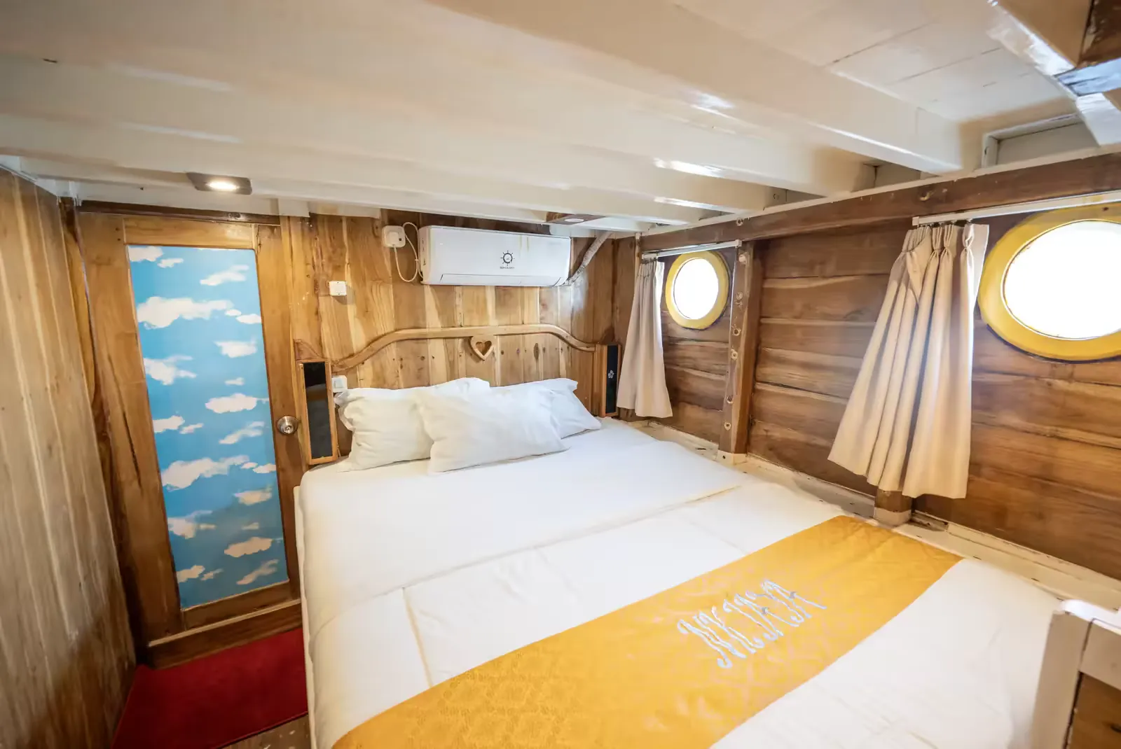 Superior Cabin 1