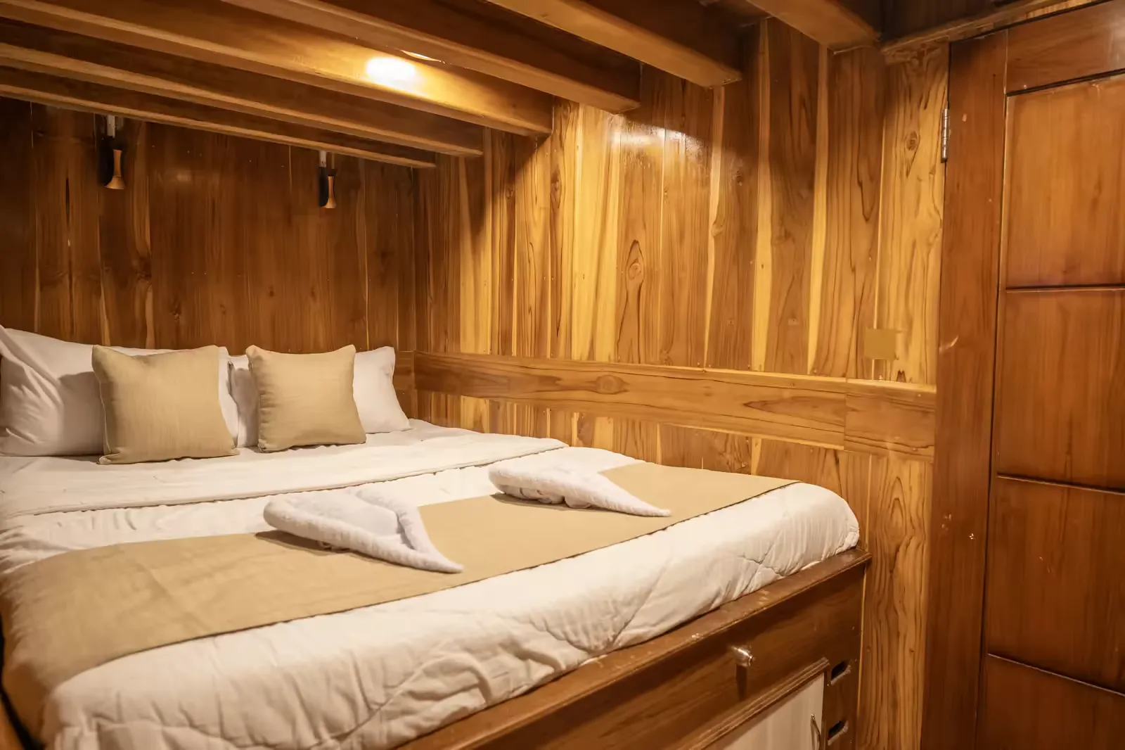 Superior Cabin 2