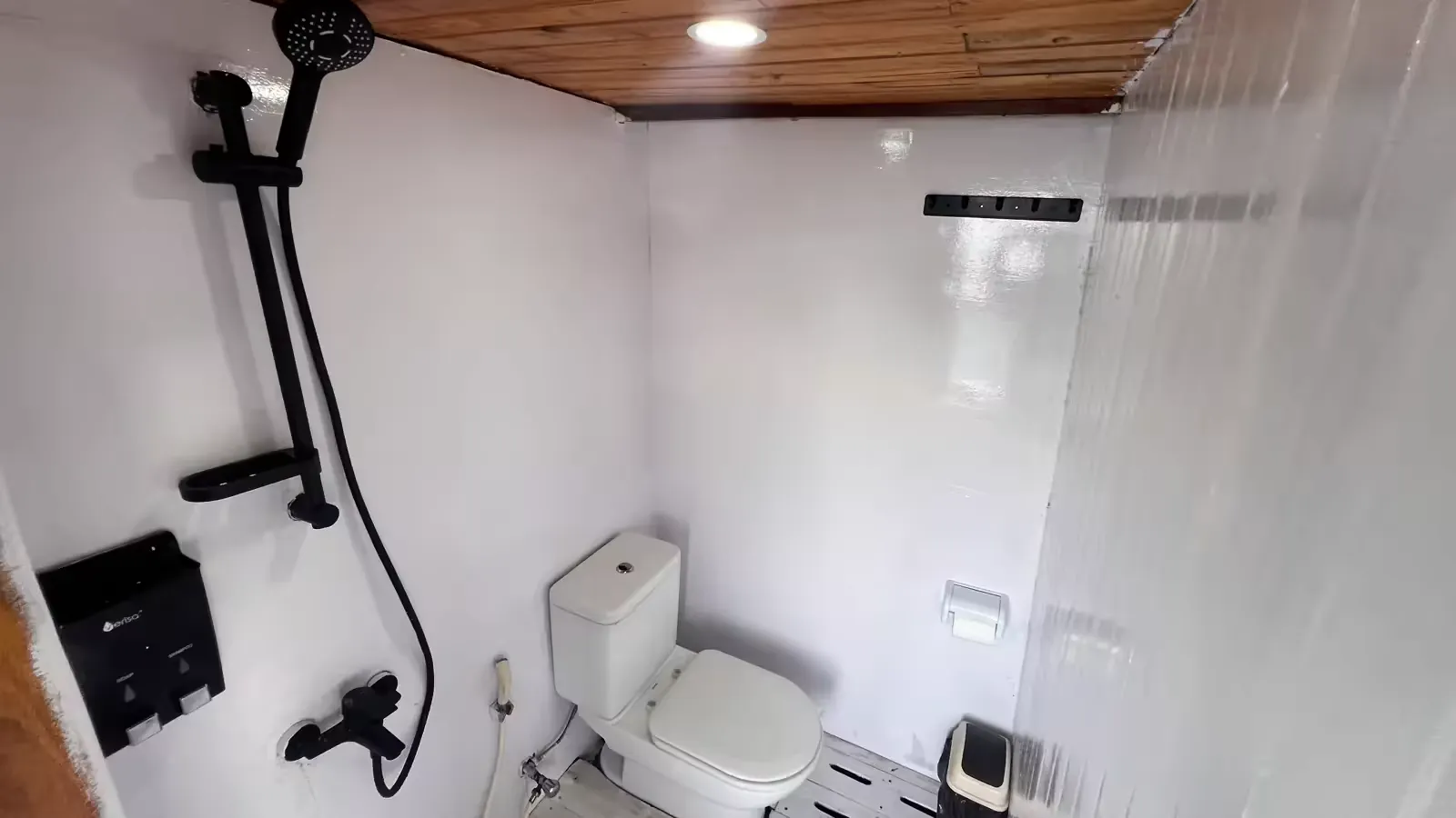 Share Cabin 2
