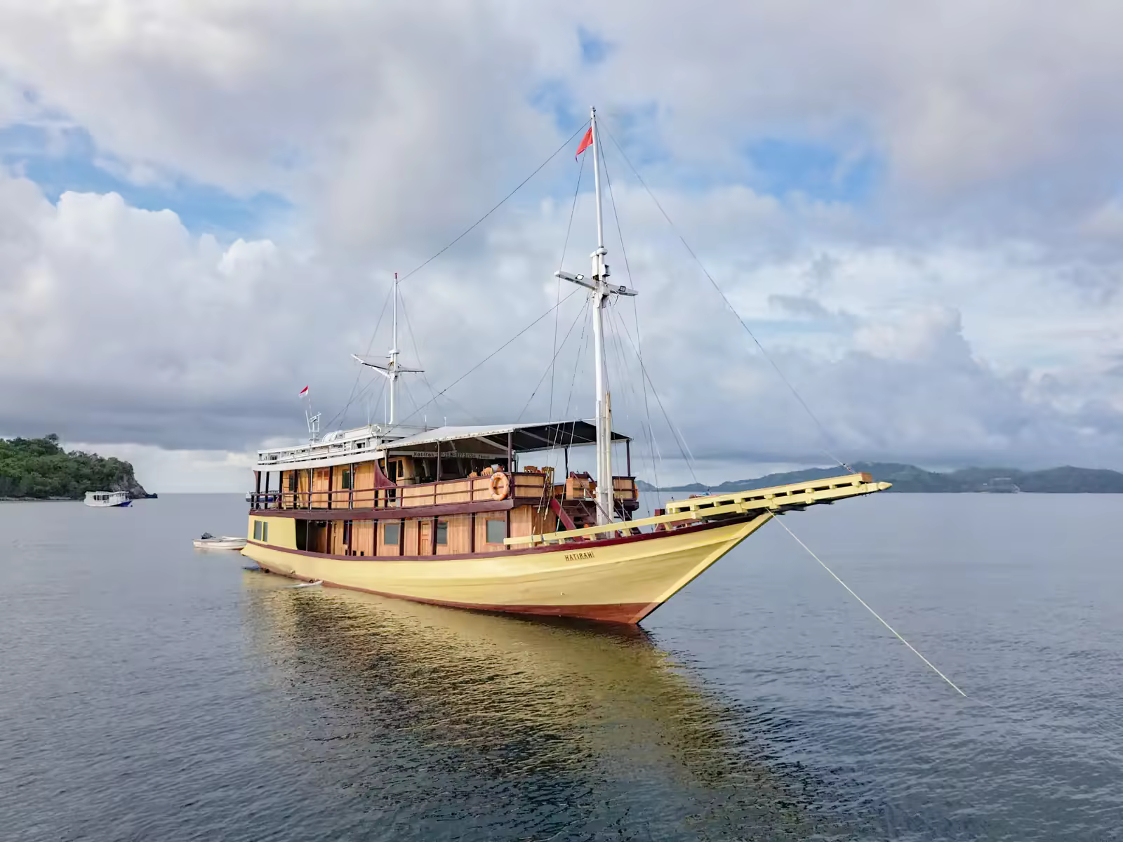 Hatira Hela - Private Trip Deluxe Phinisi - Foto Perjalanan 5