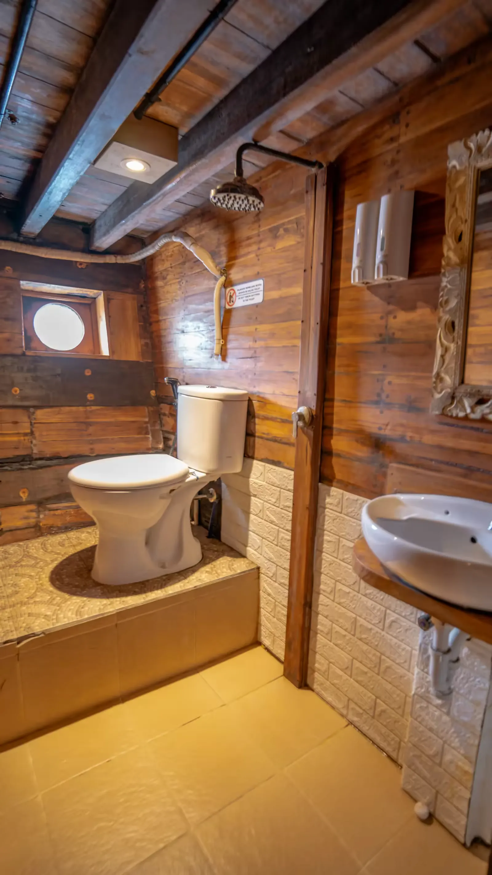 Superior Cabin 1