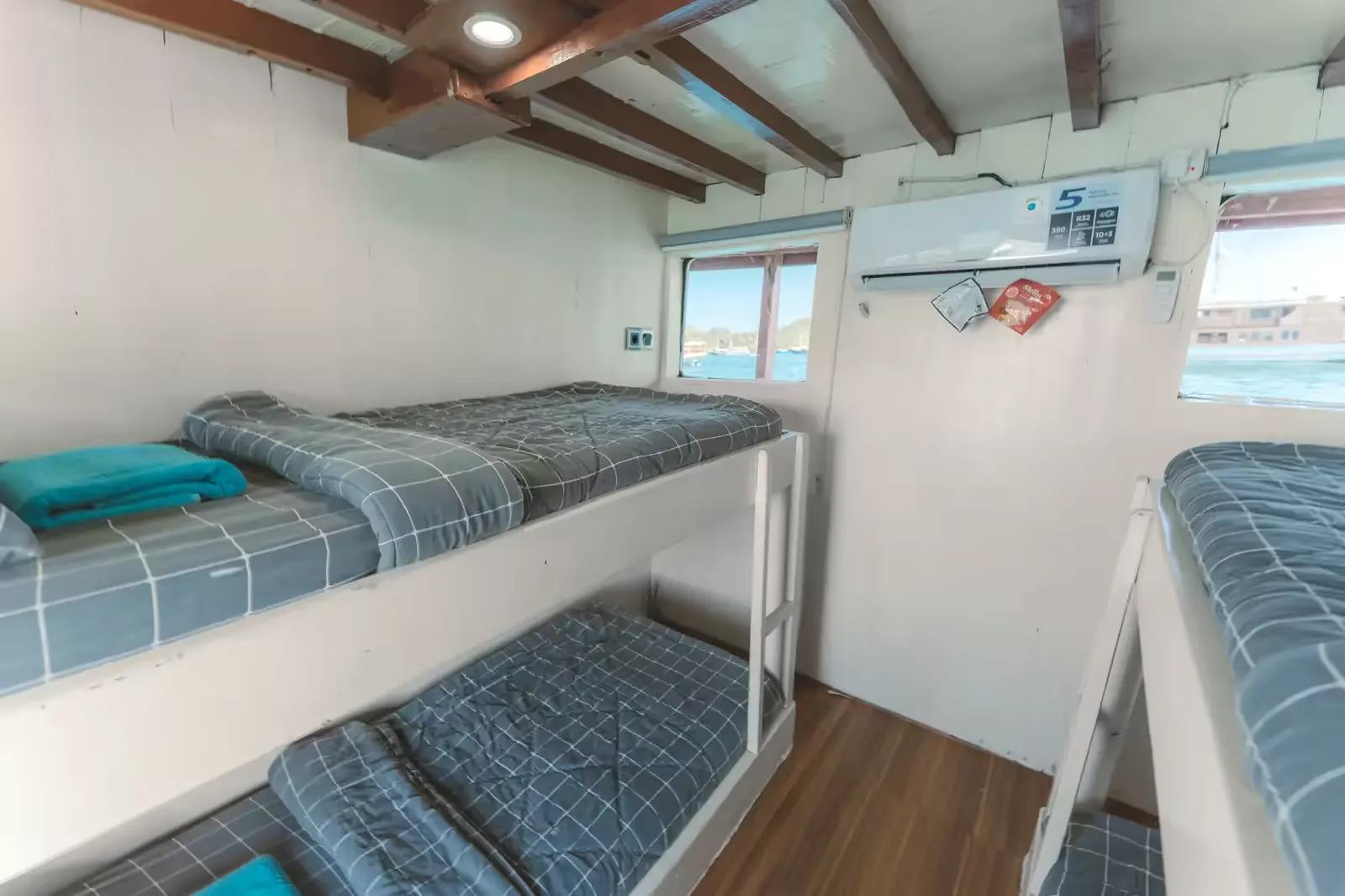 Share Cabin 3