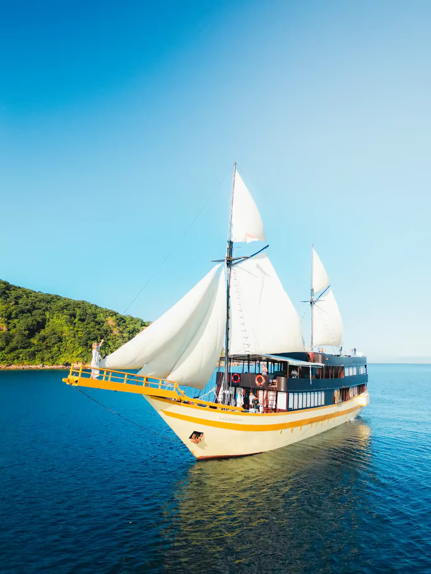 Lamborajo 3 - Open Trip Komodo 3 Hari 2 Malam - Foto Perjalanan 4