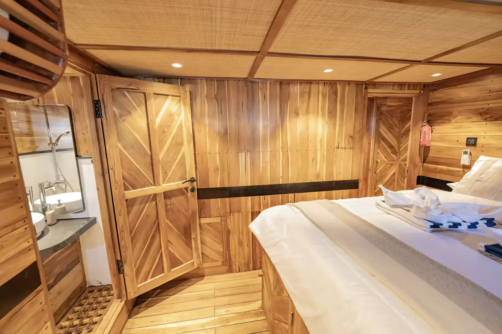 Superior Cabin 1