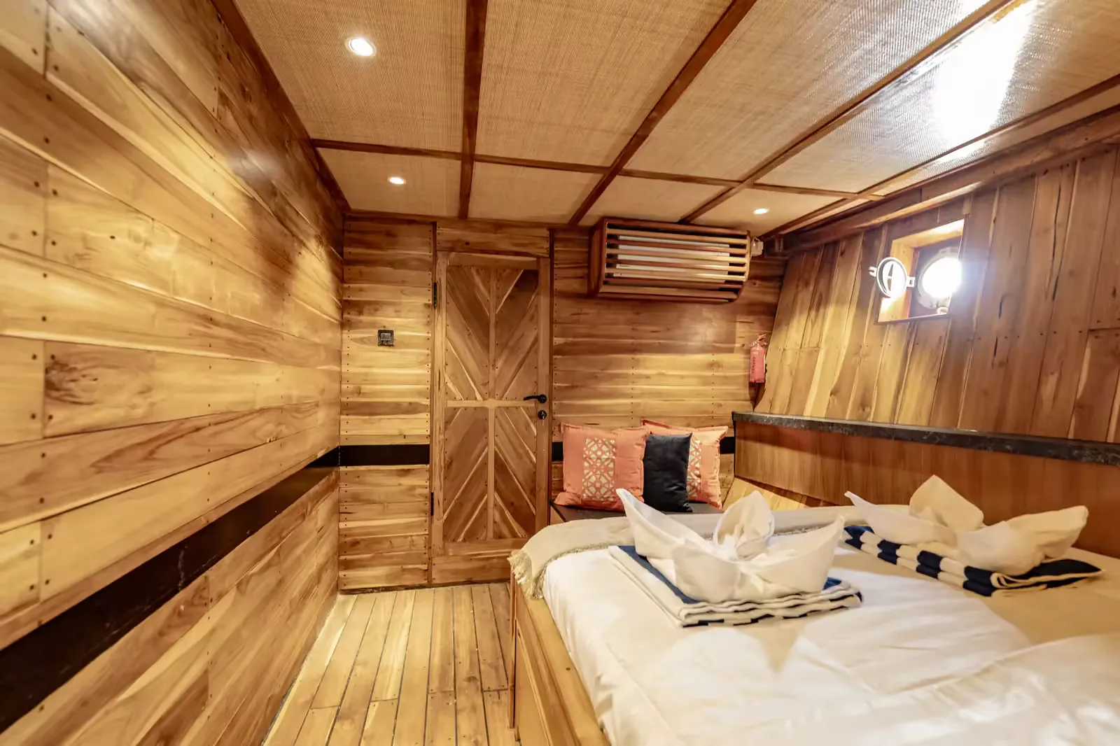 Superior Cabin 2