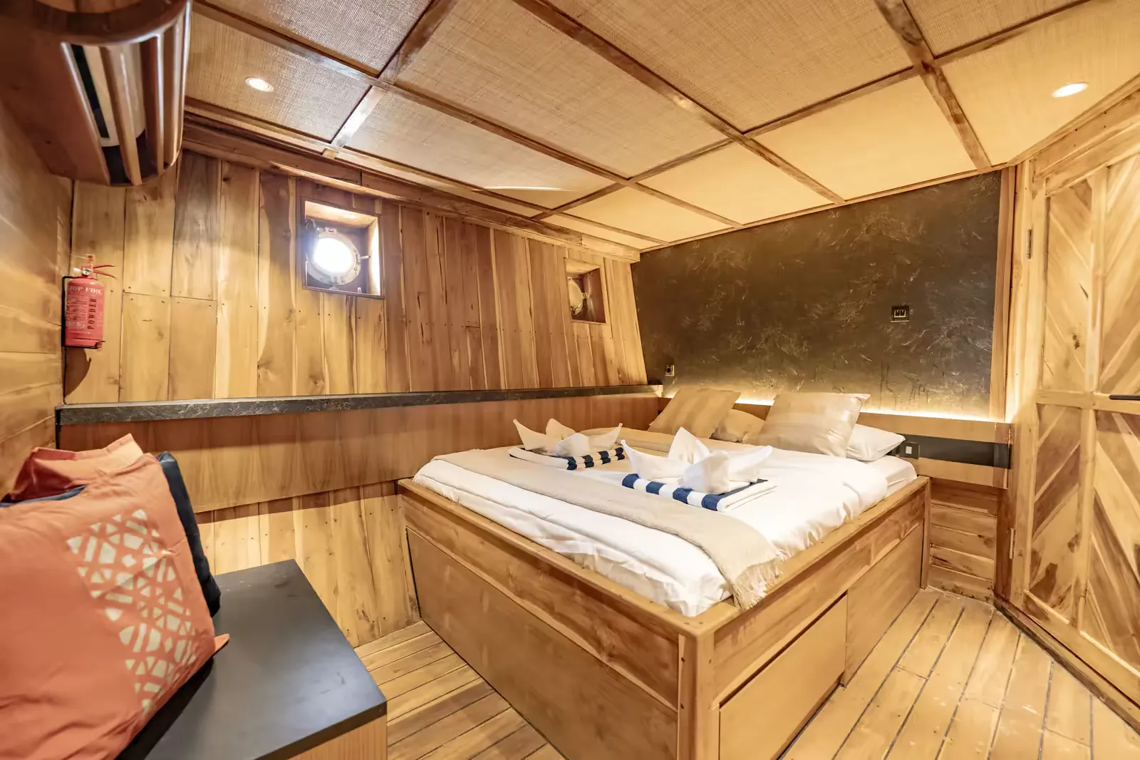 Superior Cabin 2