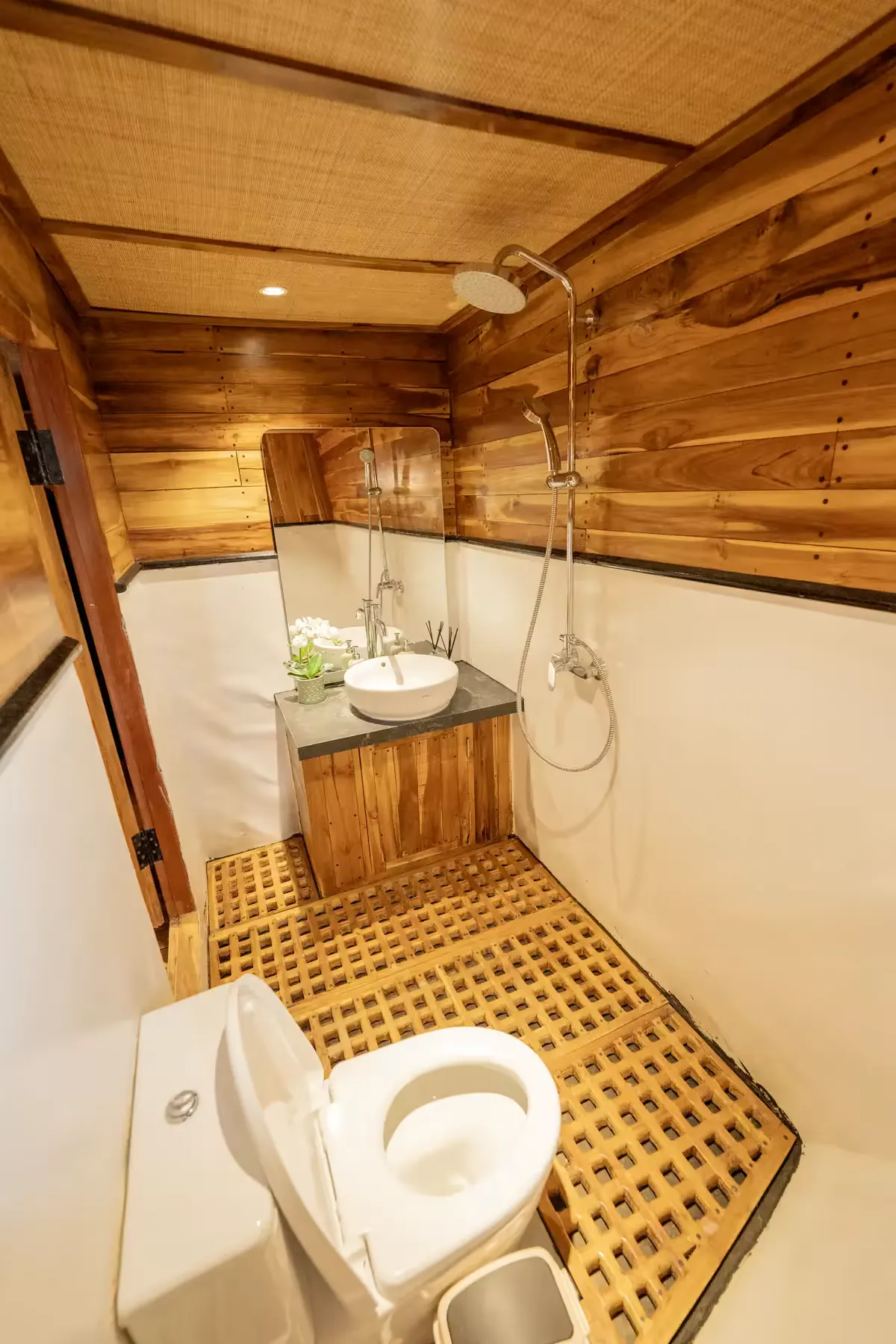 Superior Cabin 4