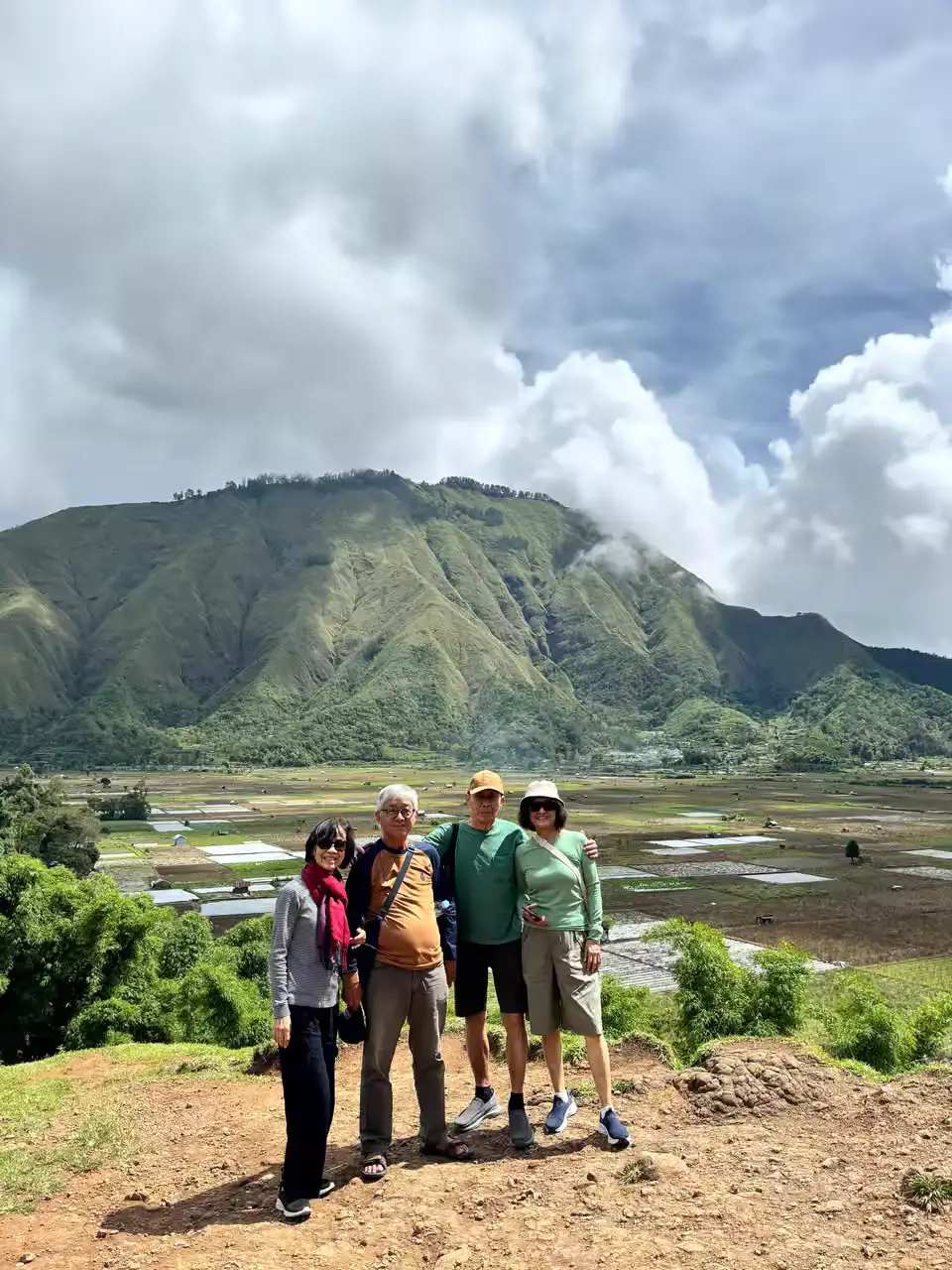 Paket Wisata 1 Hari Sembalun, Mangku Sakti & Mangku Kodek
