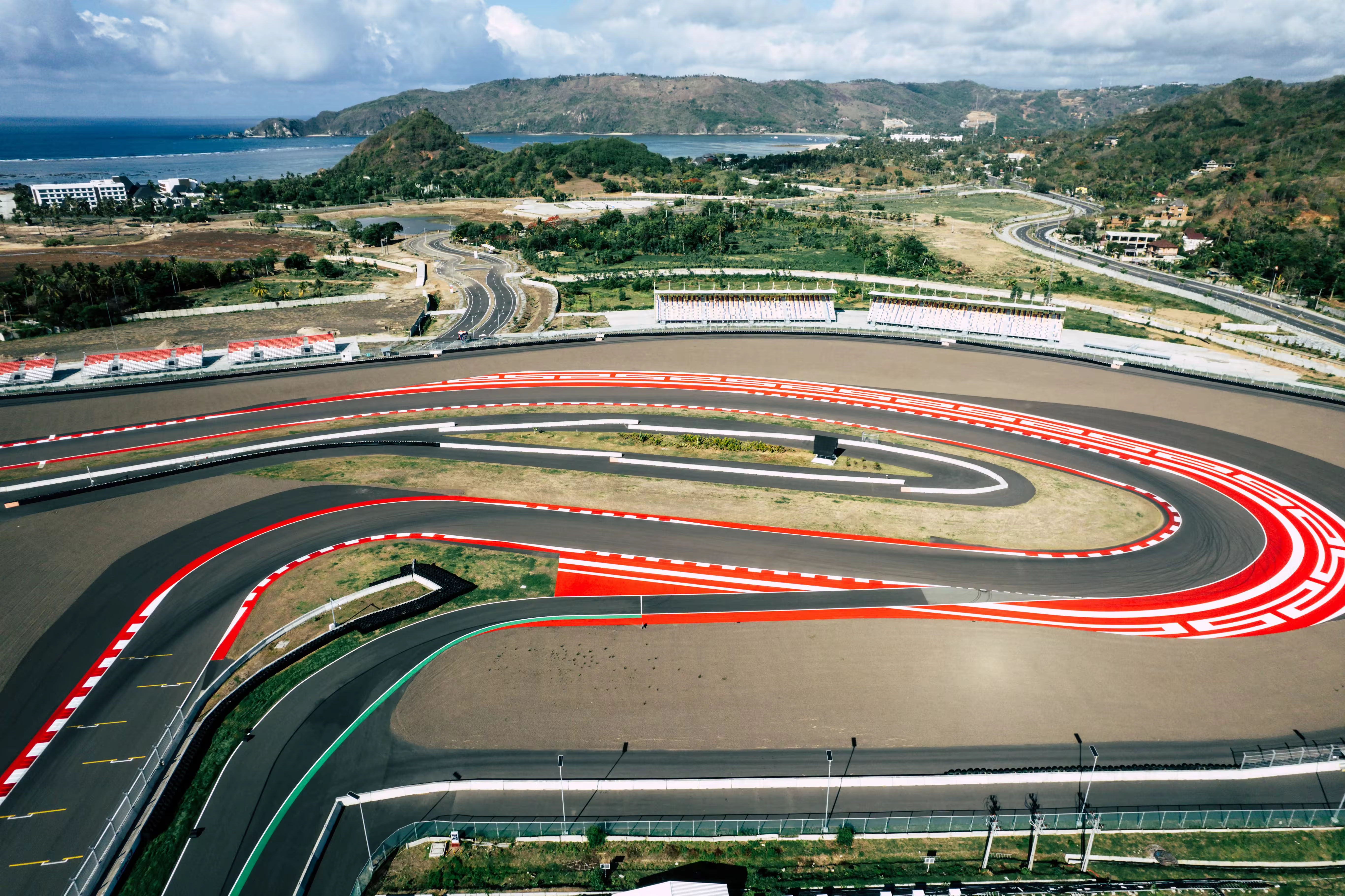 Open Trip MotoGP Mandalika 2026 - 4 Hari 3 Malam - Foto Perjalanan 1