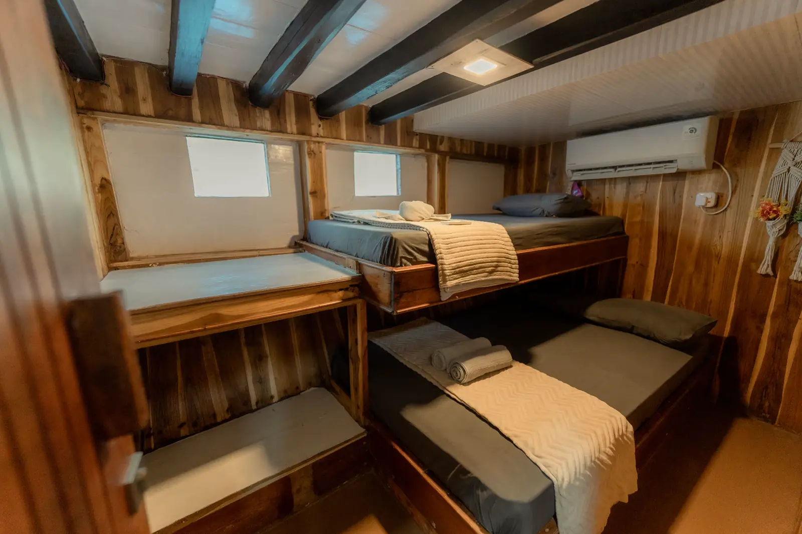 Private Cabin 1