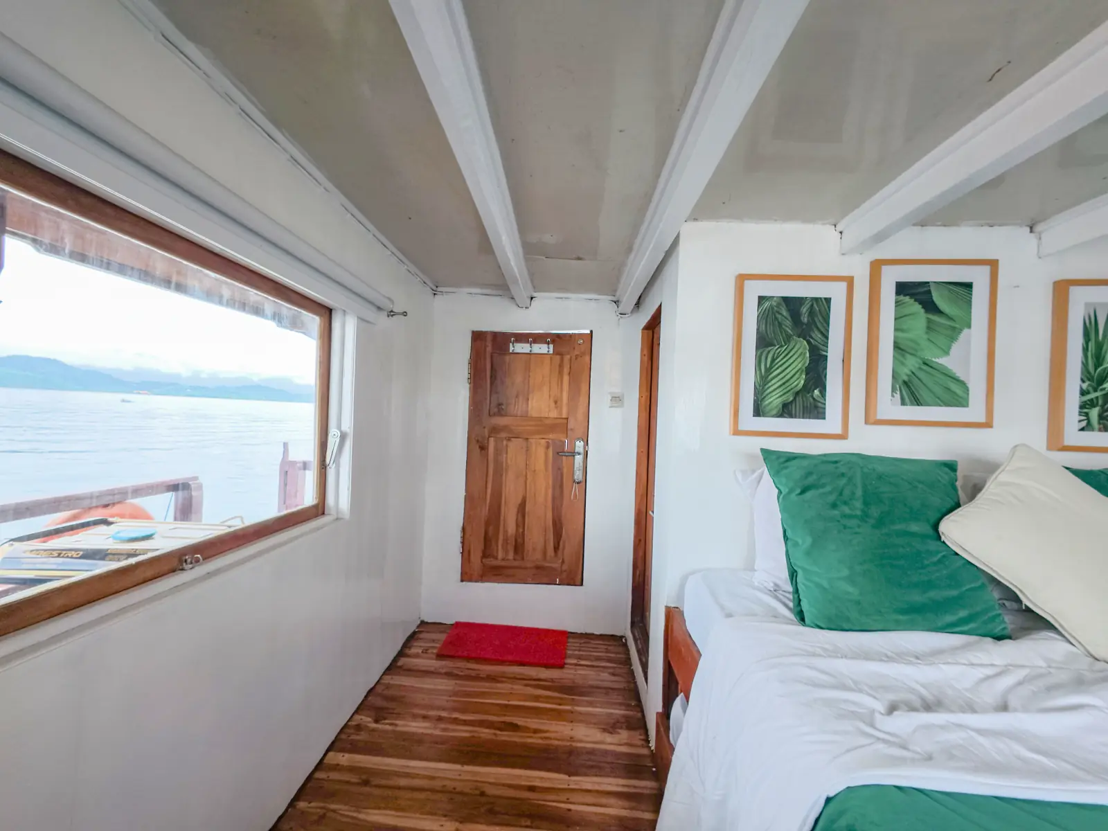 Deluxe Ocean 6 (Upper Deck)