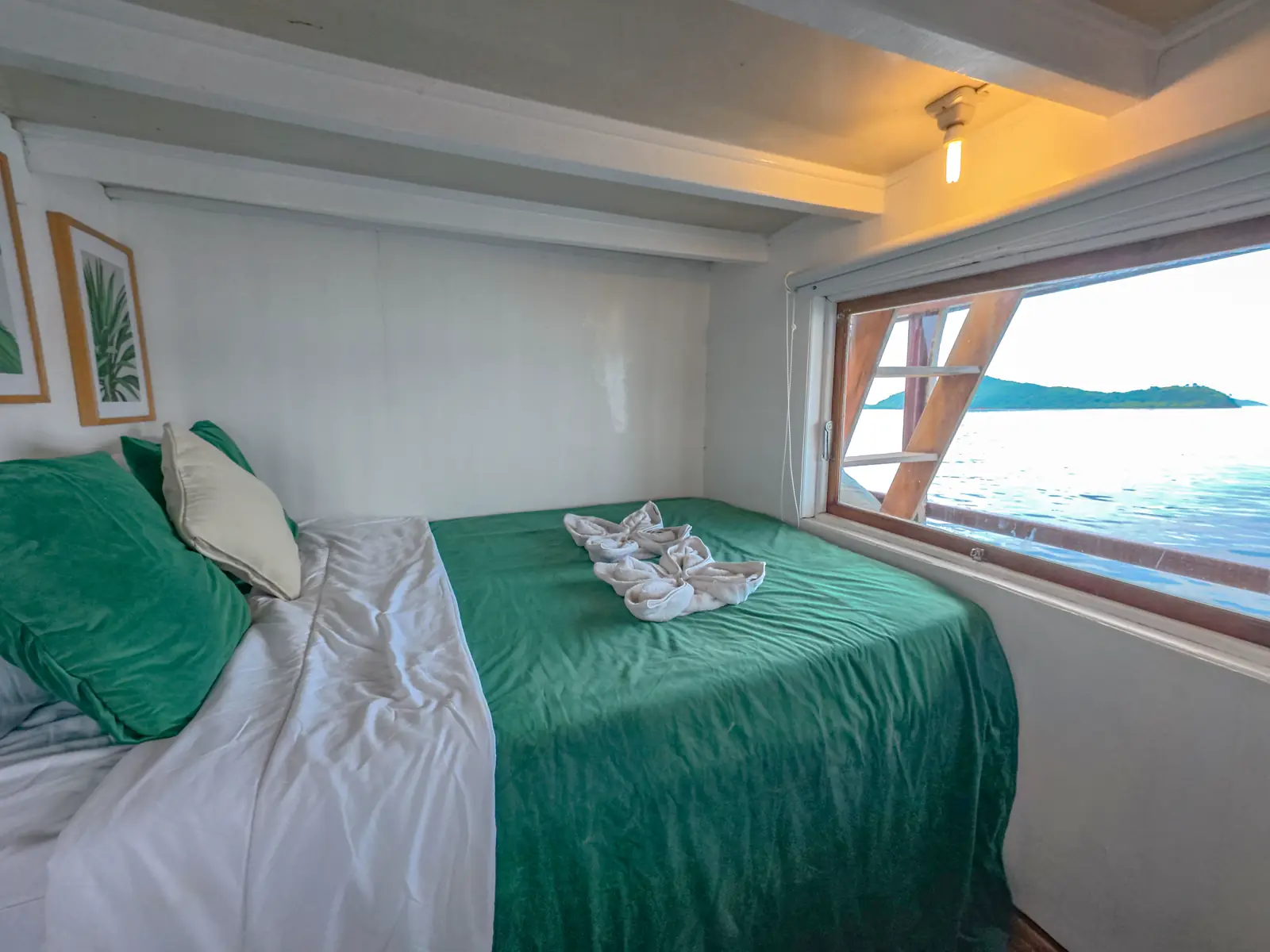 Deluxe Ocean 6 (Upper Deck)