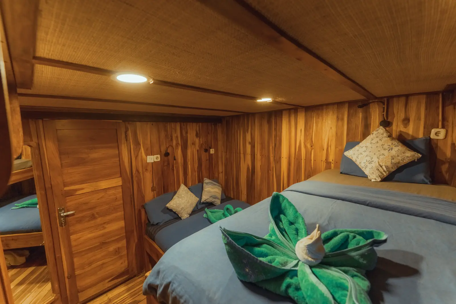 Superior Cabin 1 (Lower Deck)