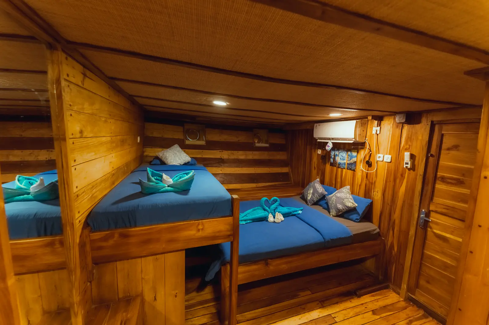 Superior Cabin 5 (Lower Deck)