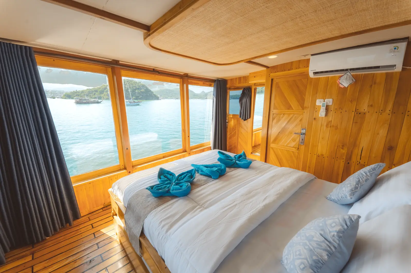 Master Ocean View 2 (Upper Deck)