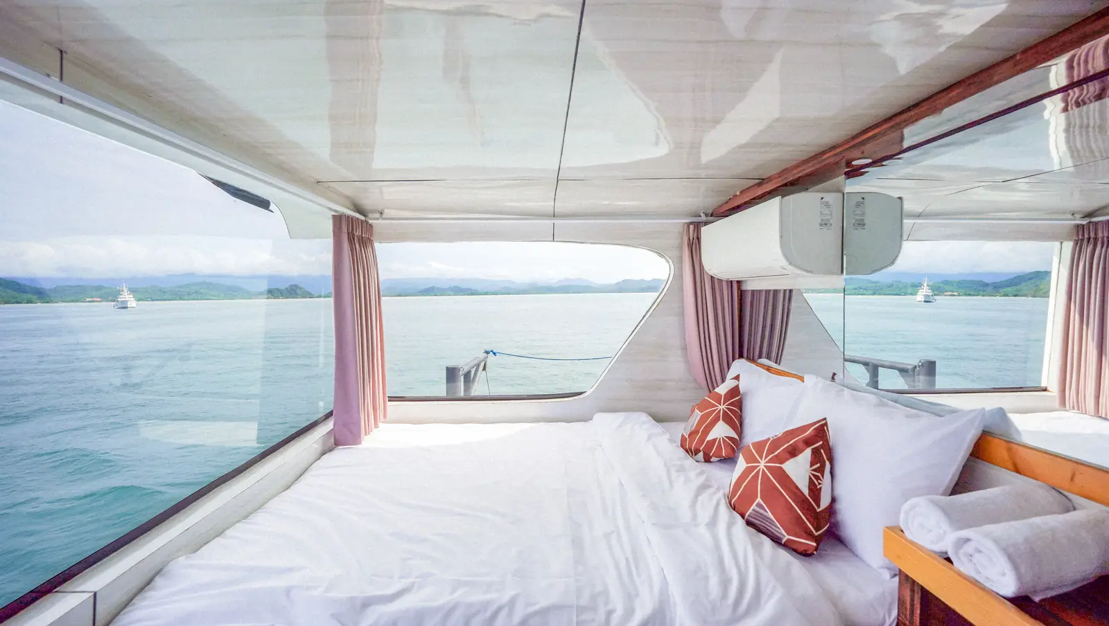 VVIP Cabin 1 (Upper Deck)