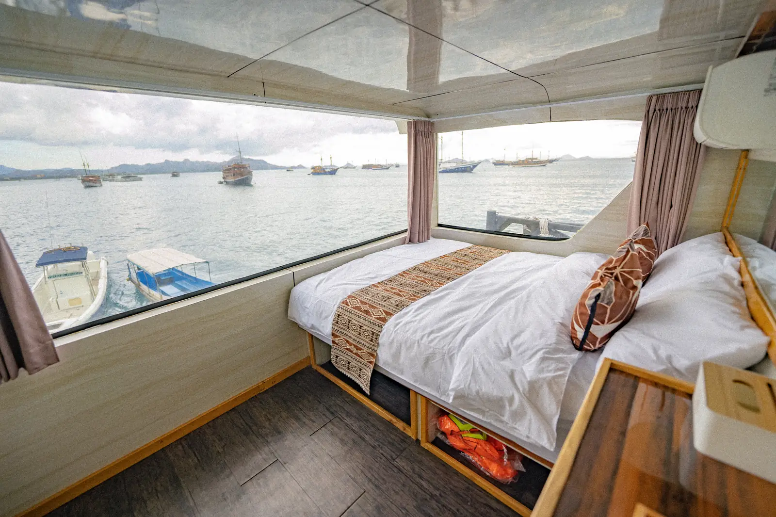 VVIP Cabin 1 (Upper Deck)