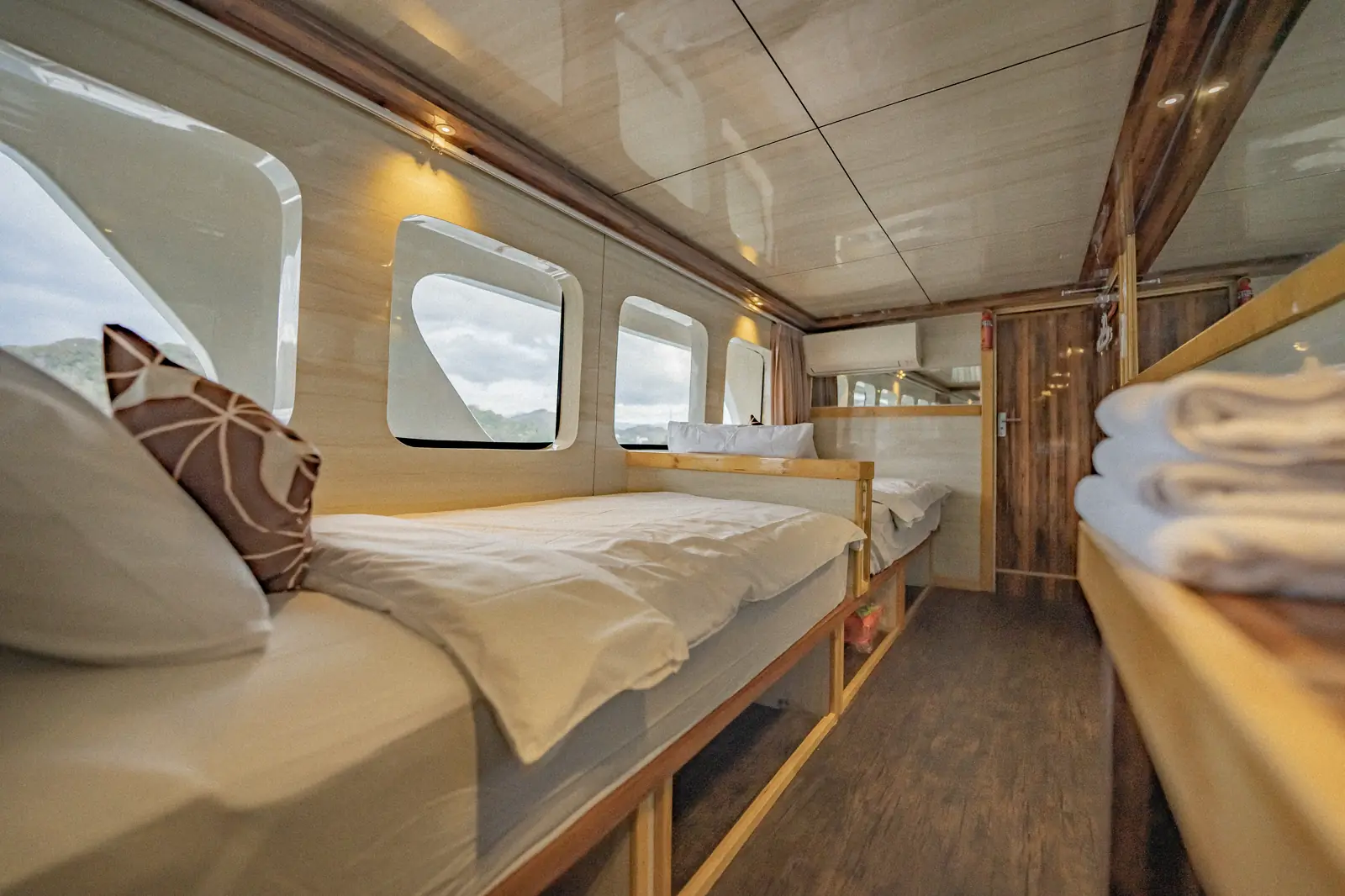 Family Cabin 1 (Upper Deck)